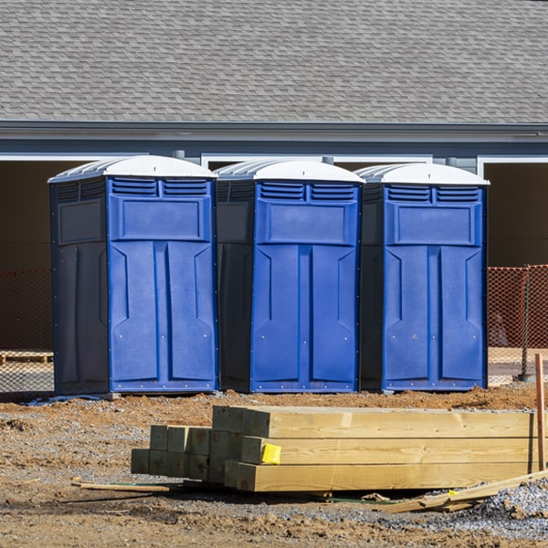 what is the maximum capacity for a single portable toilet in Bayou Cane LA